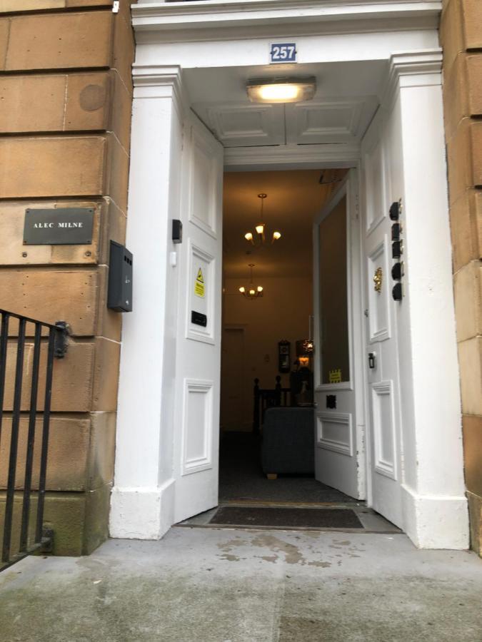 Renfrew Rooms At City Centre Glasgow Exterior photo